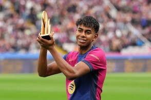 为什么“跑得快”对出牌顺序的要求极高？解析末张留底的博弈。（出牌顺序为何决定跑得快胜负？深析末张留底的策略博弈）