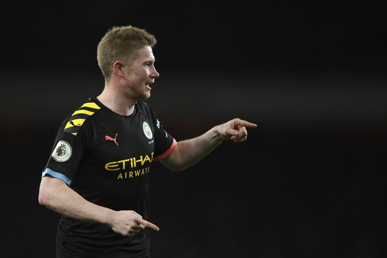 [图]吴宜泽6-4逆转特鲁姆普 挺进斯诺克国锦赛八强