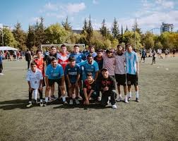 2023社会学调查：线上博弈“微交易”化——为什么开箱子比轮盘赌更易让青少年成瘾？（2023年社会学研究：网络博弈的微交易化——为何开箱机制比轮盘更易使青少年上瘾？）